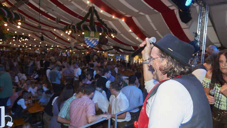 Die Partybilder vom Samstag, 13. August 2022, aus dem Festzelt Lechner.