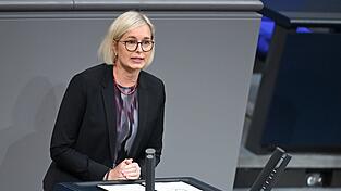 Christiane Schenderlein (CDU), Staatsministerin für Sport und Ehrenamt - die Bundesregierung überlässt die Diskussion über einen möglichen WM-Boykott dem Sport und betont dessen Autonomie (Archivbild) Christiane Schenderlein (CDU), Staatsministerin für Sport und Ehrenamt - die Bundesregierung überlässt die Diskussion über einen möglichen WM-Boykott dem Sport und betont dessen Autonomie (Archivbild)