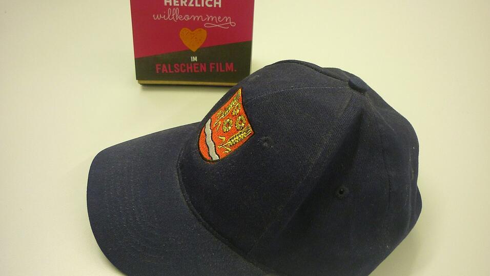 Mag sein, dass ein Basecap jemanden j&uuml;nger erscheinen l&auml;sst. Kommentieren muss man das nicht unbedingt.