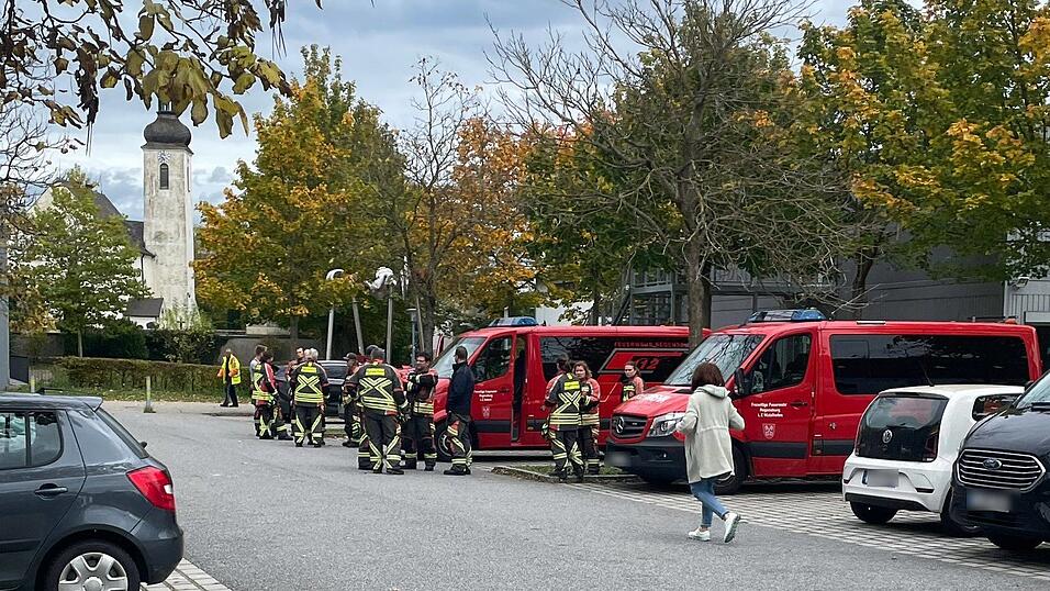 In Burgweinting musste eine Fliegerbombe entschärft werden. In Burgweinting musste eine Fliegerbombe entschärft werden.