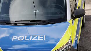 Zuvor hatte der Mann Passanten in der Altstadt bereits massiv beleidigt. Zuvor hatte der Mann Passanten in der Altstadt bereits massiv beleidigt.
