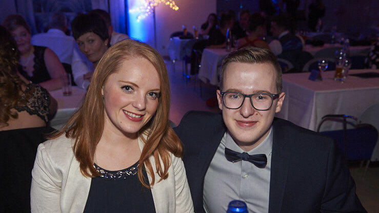 Die Metzgerzunft hat am Samstagabend in die Joseph-von-Fraunhofer-Halle eingeladen. Die Metzgerzunft hat am Samstagabend in die Joseph-von-Fraunhofer-Halle eingeladen.