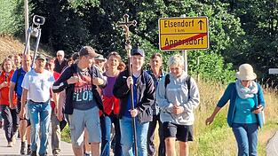 Pilger aus nah und fern kamen zum 303. Brünnlfest. Für Münchsmünster war es die 230. Wallfahrt. Pilger aus nah und fern kamen zum 303. Brünnlfest. Für Münchsmünster war es die 230. Wallfahrt.