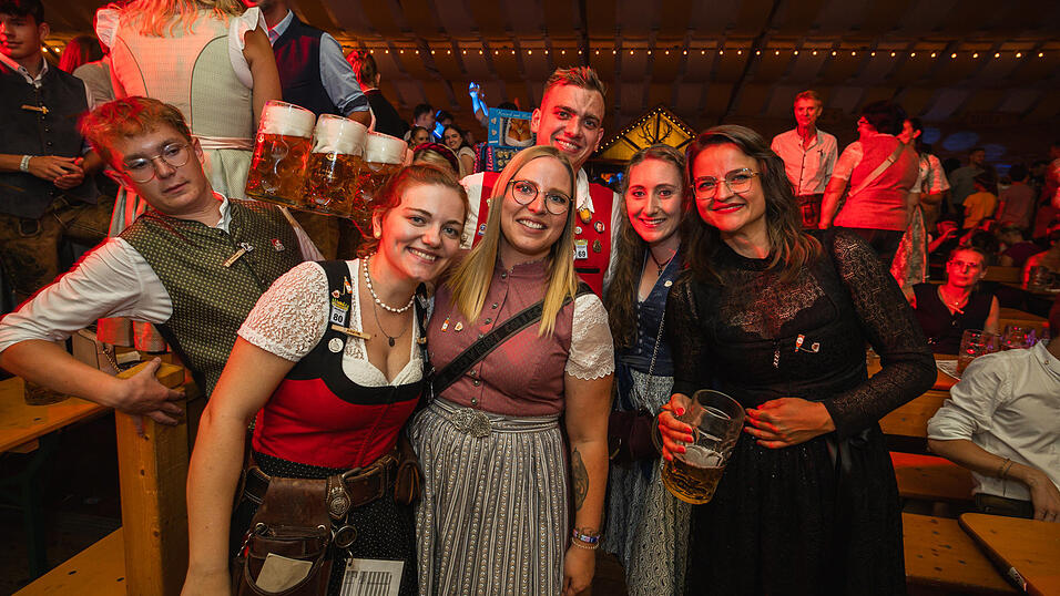 Die Partybilder vom Donnerstag, 15. August, aus dem Festzelt Nothaft. Die Partybilder vom Donnerstag, 15. August, aus dem Festzelt Nothaft.