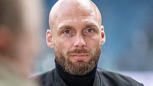 Nils-Ole Book erh&auml;lt als Nachfolger von Sebastian Kehl einen Vertrag bis 2029 in Dortmund (Archivbild).