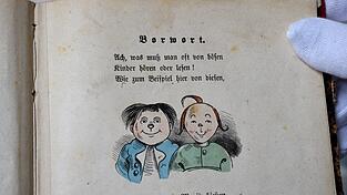 Das Buch erschien Ende Oktober 1865 im Münchner Verlag Braun und Schneider. Wilhelm Busch wurde mit der Lausbubengeschichte in sieben Streichen schon zu Lebzeiten berühmt. Das Buch erschien Ende Oktober 1865 im Münchner Verlag Braun und Schneider. Wilhelm Busch wurde mit der Lausbubengeschichte in sieben Streichen schon zu Lebzeiten berühmt.