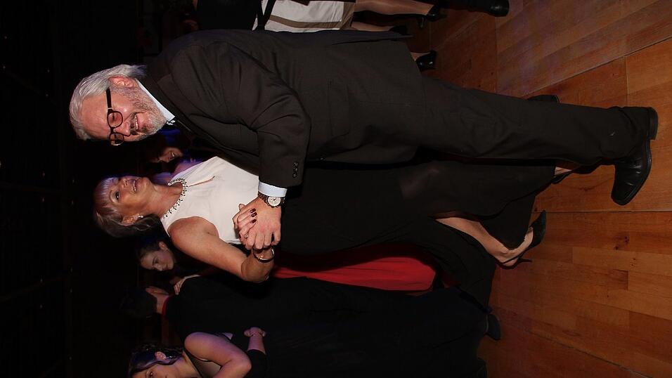 Die Bilder vom Abschlussball der Tanzschule Seidel in der Fraunhofer-Halle am 28. November. Die Bilder vom Abschlussball der Tanzschule Seidel in der Fraunhofer-Halle am 28. November.