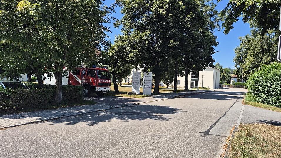 Die Wehrler rückten wieder von der Schlossklinik ab Die Wehrler rückten wieder von der Schlossklinik ab