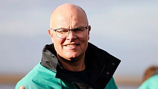 «Warum Buckelwal «Timmy» gestrandet ist, ist noch nicht abschließend erklärt», sagte Umweltminister Tobias Goldschmidt (Grüne). «Warum Buckelwal «Timmy» gestrandet ist, ist noch nicht abschließend erklärt», sagte Umweltminister Tobias Goldschmidt (Grüne).