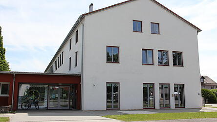 Das Gremium des Schulverbandes Grundschule K&uuml;nzing-Gergweis hat den Haushalt f&uuml;r das Jahr 2026 einstimmig verabschiedet.