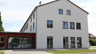 Das Gremium des Schulverbandes Grundschule K&uuml;nzing-Gergweis hat den Haushalt f&uuml;r das Jahr 2026 einstimmig verabschiedet.