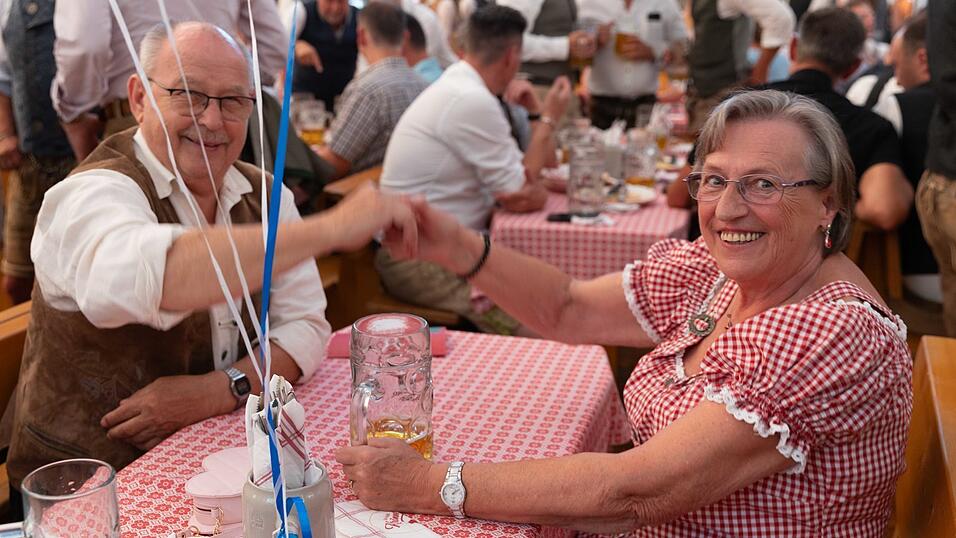 Die Partybilder vom Freitag, 7. August, aus dem Festzelt Krönner. Die Partybilder vom Freitag, 7. August, aus dem Festzelt Krönner.