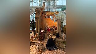 So sieht die Krippe ohne Jesuskind aus.