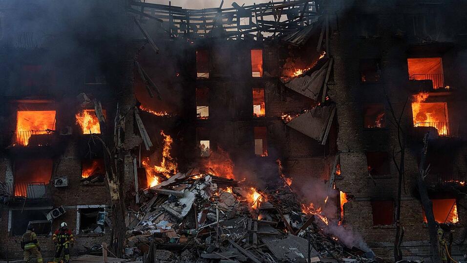 Russland spricht von einem Vergeltungsschlag für die ukrainischen Angriffe auf zivile Infrastruktur. Russland spricht von einem Vergeltungsschlag für die ukrainischen Angriffe auf zivile Infrastruktur.