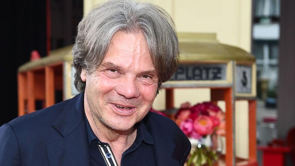 Michael Käfer, deutscher Feinkost-Händler und Oktoberfest-Wirt. Michael Käfer, deutscher Feinkost-Händler und Oktoberfest-Wirt.