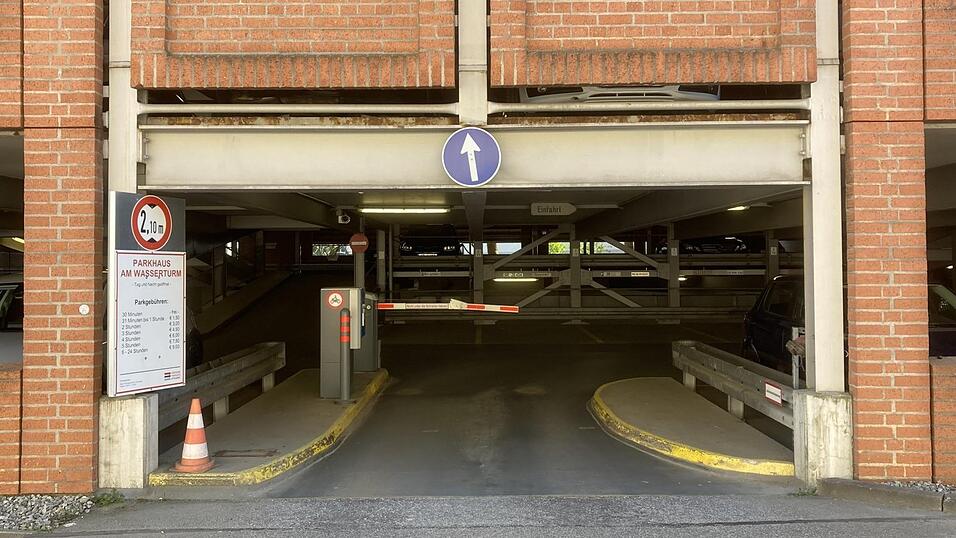 Am 27. April beginnen Instandsetzungsarbeiten im Parkhaus am Wasserturm.