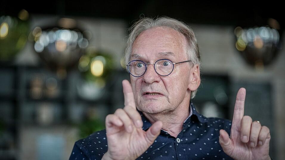 Die Betrachtung des «Ossi» von oben herab in den Medien aus westdeutscher Perspektive sei letztlich eine Verstärkung für die AfD im Osten, meint Haseloff. Die Betrachtung des «Ossi» von oben herab in den Medien aus westdeutscher Perspektive sei letztlich eine Verstärkung für die AfD im Osten, meint Haseloff.