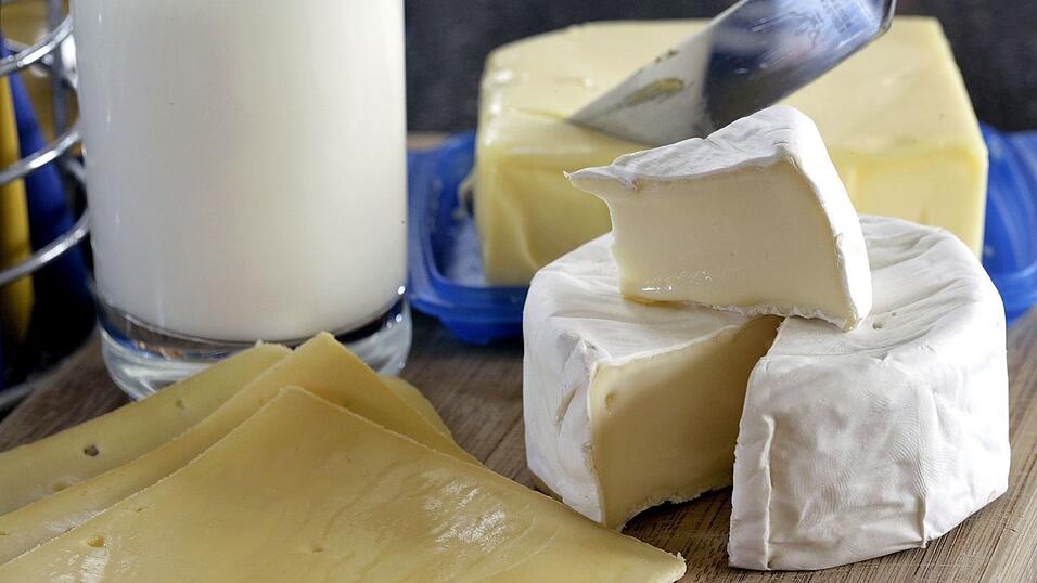 Milchprodukte stehen in Deutschland nach wie vor h&auml;ufig auf dem Fr&uuml;hst&uuml;cktisch. (Archivbild)