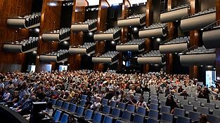 Die Sanierung von Oper und Schauspielhaus in Köln wird an diesem Wochenende mit einem großen Fest gefeiert. Die Sanierung von Oper und Schauspielhaus in Köln wird an diesem Wochenende mit einem großen Fest gefeiert.