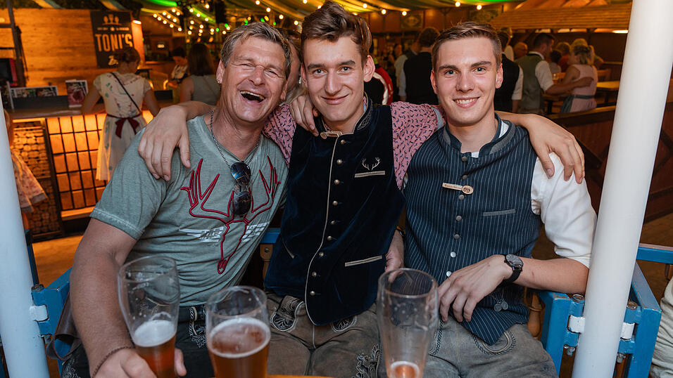 Die Partybilder vom Montag, 21. August 2023, aus dem Festzelt Wenisch. Die Partybilder vom Montag, 21. August 2023, aus dem Festzelt Wenisch.