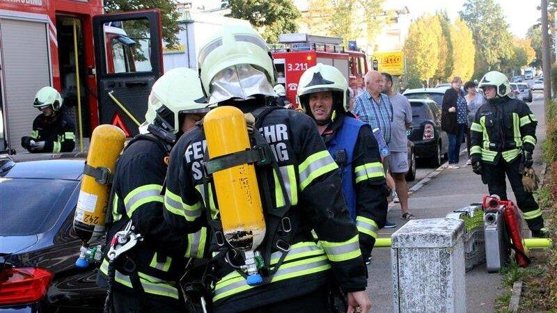 Alle Anwohner eines Gebäudes in der Eichendorffstraße konnten sich bei einem Kühlschrankbrand in der Erdgeschoss-Wohnung schnell in Sicherheit bringen. Alle Anwohner eines Gebäudes in der Eichendorffstraße konnten sich bei einem Kühlschrankbrand in der Erdgeschoss-Wohnung schnell in Sicherheit bringen.
