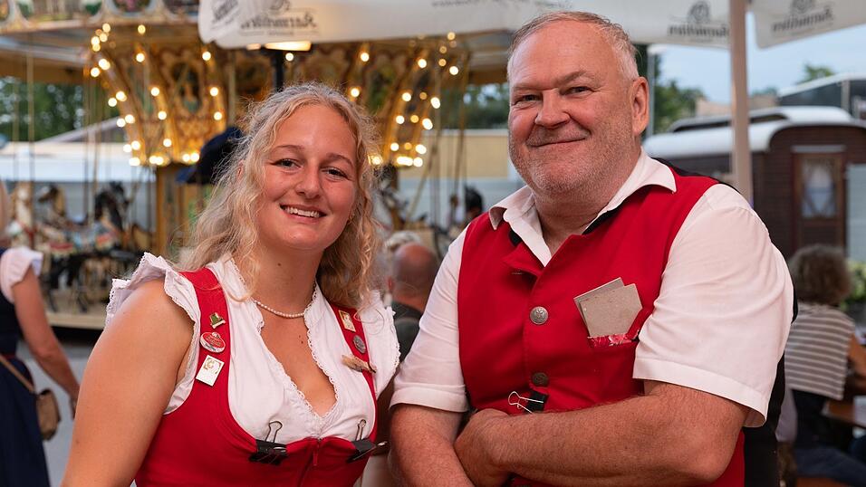 Die Partybilder vom Montag, 10. August, aus dem Festzelt Greindl. Die Partybilder vom Montag, 10. August, aus dem Festzelt Greindl.