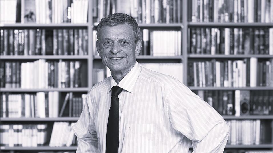 Paul Pustet war 1962 in den Verlag eingestiegen. Paul Pustet war 1962 in den Verlag eingestiegen.