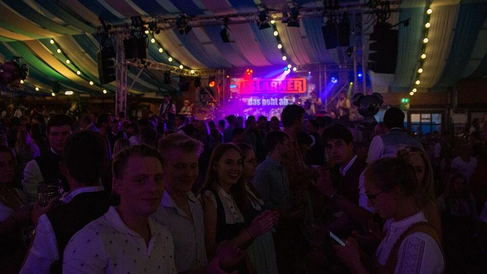 Die Partybilder vom Freitag, 12. August 2022, aus dem Festzelt Wenisch.
