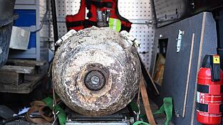 Die Bombe wurde erfolgreich entschärft.