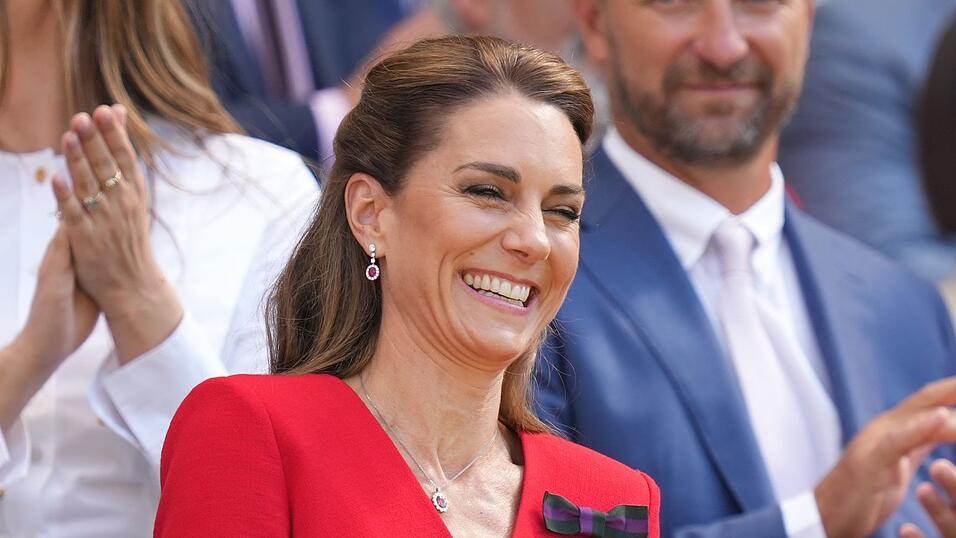 Prinzessin Kate schaute sich das Frauen-Finale an. Prinzessin Kate schaute sich das Frauen-Finale an.