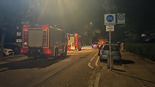 Der Brand stellte sich als Fehlalarm heraus. Der Brand stellte sich als Fehlalarm heraus.