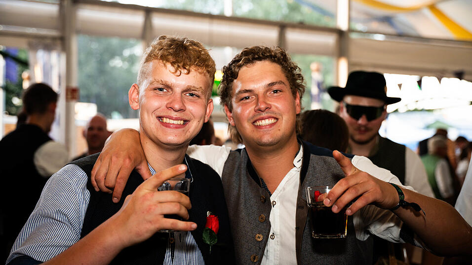 Die Partybilder vom Samstag, 15. August, aus dem Festzelt Reisinger. Die Partybilder vom Samstag, 15. August, aus dem Festzelt Reisinger.