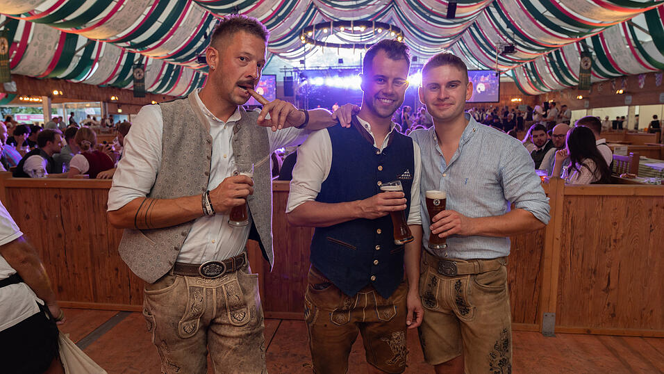 Die Partybilder vom Sonntag, 11. August 2024, aus dem Festzelt Weckmann. Die Partybilder vom Sonntag, 11. August 2024, aus dem Festzelt Weckmann.