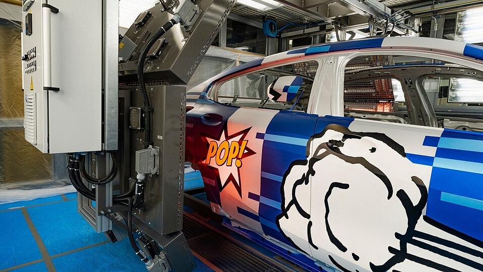 So soll das BMW-Modell 'The 8X Jeff Koons' aussehen, der in Dingolfing ab März entsteht.