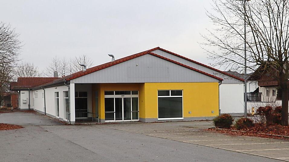 Auf dem Gelände des ehemaligen Netto in Wallersdorf soll sich ein Baumarkt ansiedeln. Auf dem Gelände des ehemaligen Netto in Wallersdorf soll sich ein Baumarkt ansiedeln.