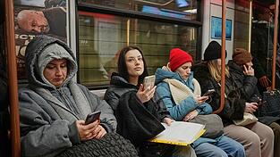 Viele Russen beklagen sich &uuml;ber die st&auml;ndigen Abschaltungen des mobilen Internets. (Archivbild)