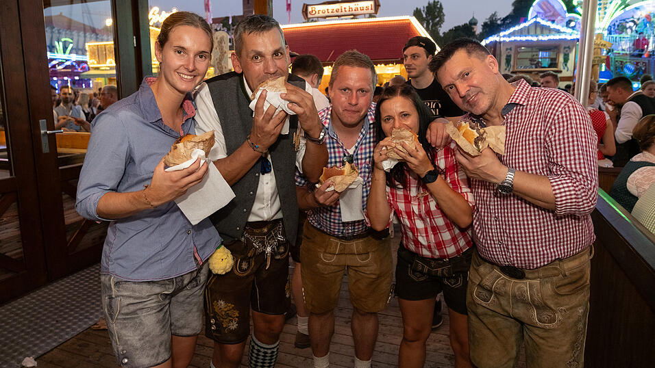 Die Partybilder vom Montag, 14. August 2023, aus dem Festzelt Wenisch. Die Partybilder vom Montag, 14. August 2023, aus dem Festzelt Wenisch.