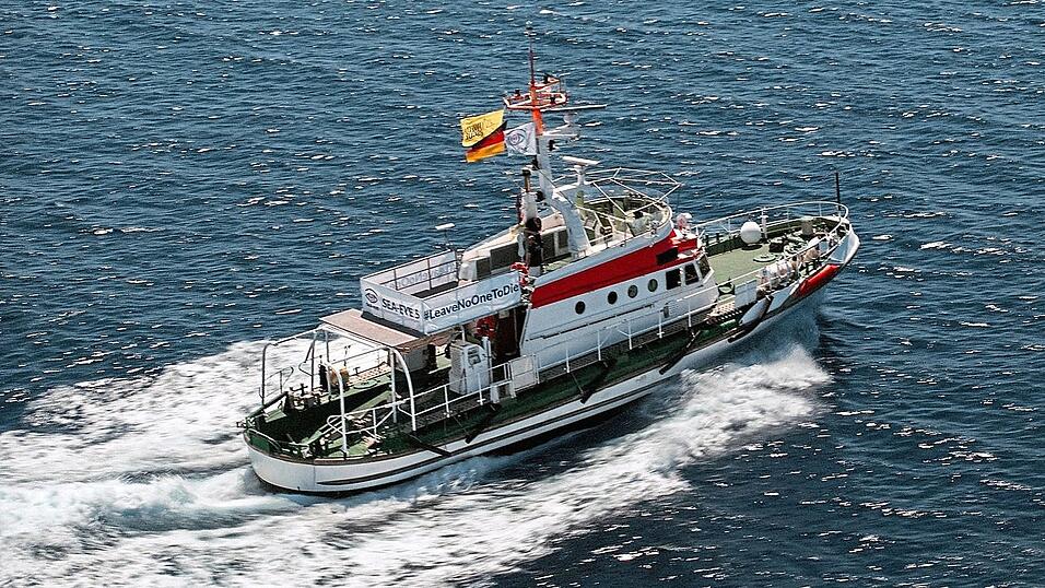 Mit einem Spendenaufruf an die Bevölkerung möchte die Stadt die Seenotrettung unterstützen. Mit einem Spendenaufruf an die Bevölkerung möchte die Stadt die Seenotrettung unterstützen.