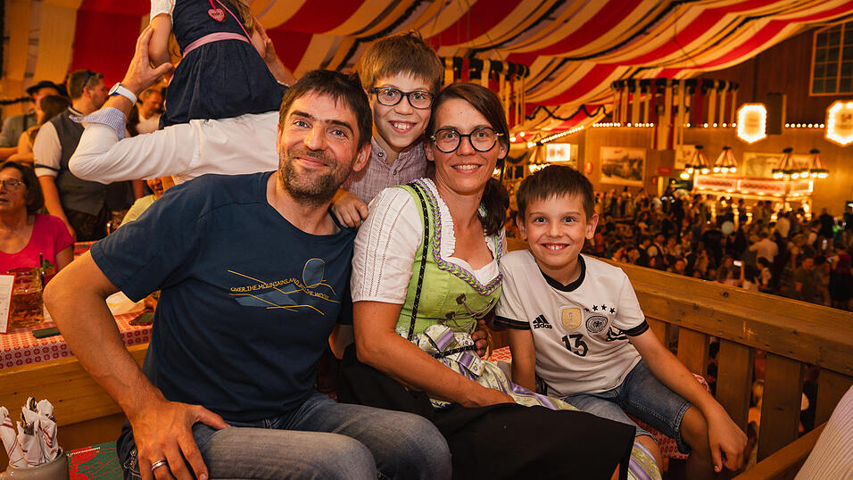 Die Partybilder vom Sonntag, 18. August, aus dem Festzelt Kr&ouml;nner.