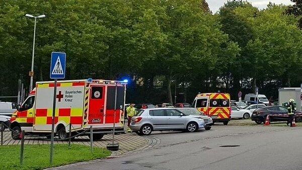 Beim Großparkplatz Am Hagen hat es am Dienstagmorgen gekracht. Beim Großparkplatz Am Hagen hat es am Dienstagmorgen gekracht.