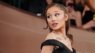 An der Diskussion um Ariana zeigt sich eine gesellschaftliche Debatte über Schönheitsideale und ihre Folgen. (Archivbild) An der Diskussion um Ariana zeigt sich eine gesellschaftliche Debatte über Schönheitsideale und ihre Folgen. (Archivbild)