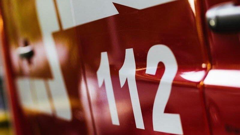 Die Löscharbeiten gestalteten sich für die Feuerwehr sehr aufwändig. (Symbolbild) Die Löscharbeiten gestalteten sich für die Feuerwehr sehr aufwändig. (Symbolbild)