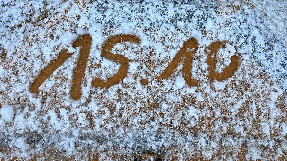 Am Sonntagnachmittag schneite es in Bretterschachten in Bodenmais. 