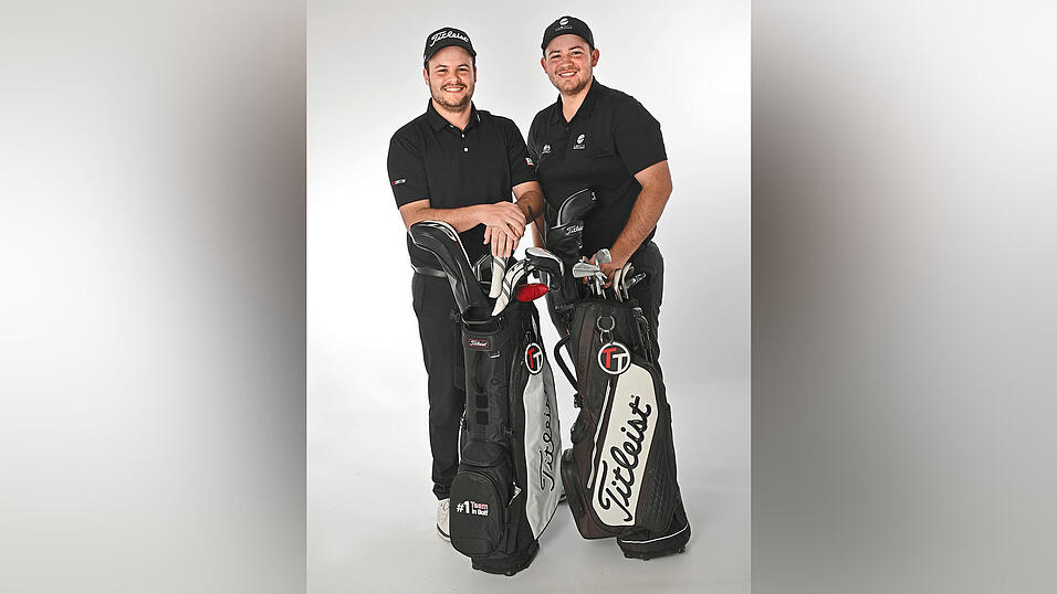Die beiden Brüder Michael (l.) und Martin Obtmeier blicken zuversichtlich in ihre berufliche Zukunft im Golfsport. Die beiden Brüder Michael (l.) und Martin Obtmeier blicken zuversichtlich in ihre berufliche Zukunft im Golfsport.