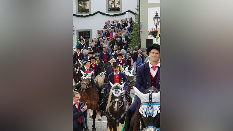 613 Jahre Kötztinger Pfingstritt 613 Jahre Kötztinger Pfingstritt