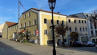 Der von der Bundesregierung beschlossene Bauturbo soll den Wohnungsbau beschleunigen. Das neue Gesetz hat auch Auswirkungen auf Bauprojekte in Bad Kötzting. Der von der Bundesregierung beschlossene Bauturbo soll den Wohnungsbau beschleunigen. Das neue Gesetz hat auch Auswirkungen auf Bauprojekte in Bad Kötzting.