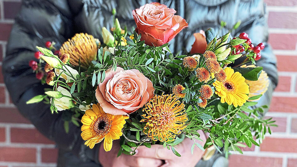 Man kann auch Männern Blumen schenken.