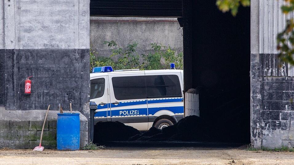 Erneut ist die Polizei im Fall des toten Fabian in der Region südlich von Güstrow aktiv. Erneut ist die Polizei im Fall des toten Fabian in der Region südlich von Güstrow aktiv.