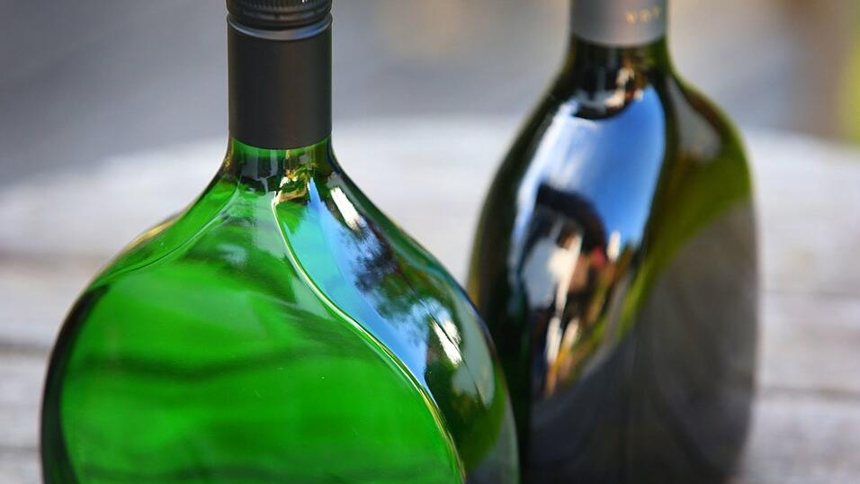 Nur Frankenweine d&uuml;rfen in einen Bocksbeutel gef&uuml;llt werden. (Archivbild)