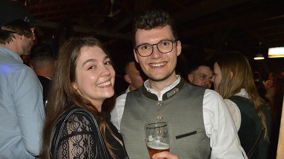 Auch am Samstag besuchten viele Landshuter die Dult.